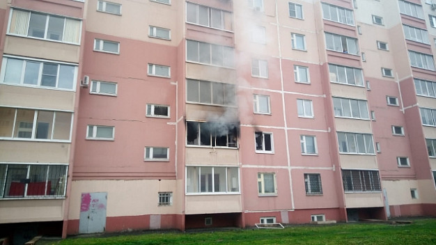В Иванове в Московском полыхает квартира